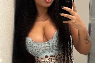 Sexy&Thicck😍 100% Real and ama... - Image 4